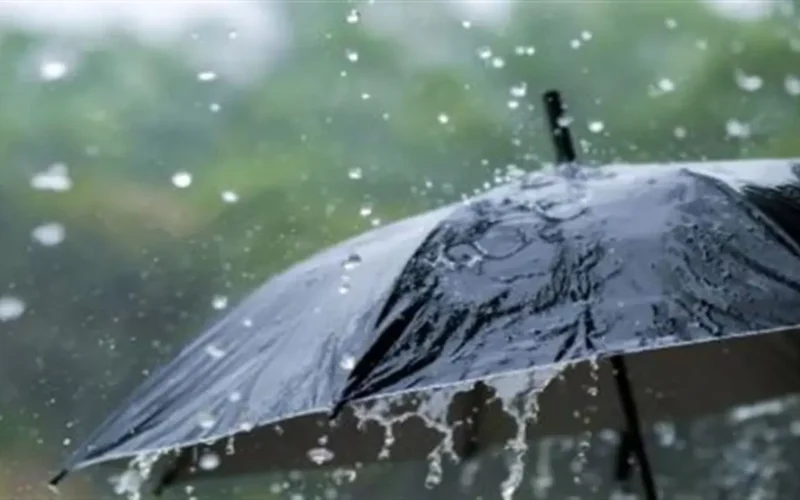 تحذير من الأرصاد الجوية بشأن أمطار غزيرة ورياح وسحب رعدية على القاهرة